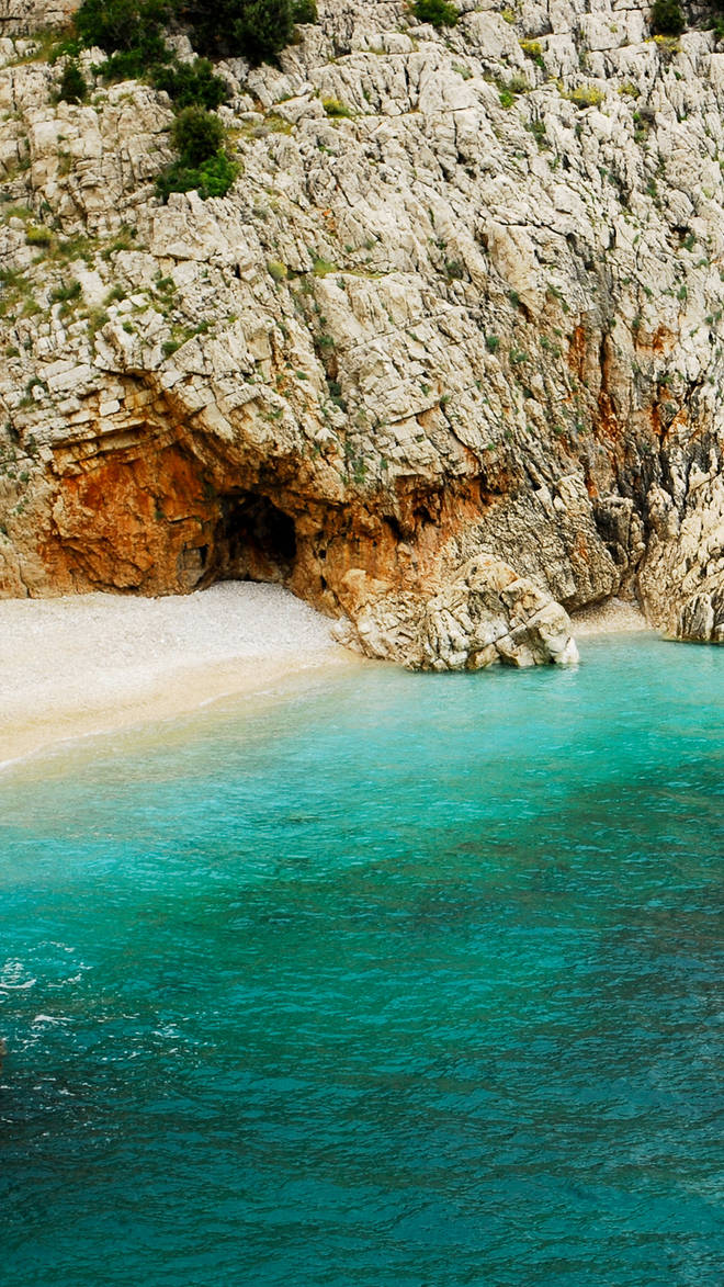 THE SLH GUIDE TO THE UK GREEN LIST...