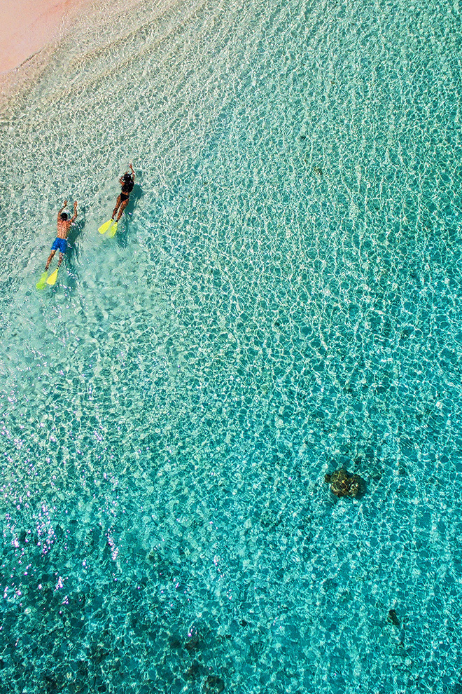 Huvafen Fushi Snorkelling
