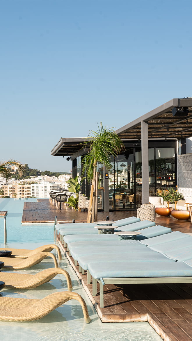 TEN Lifestyle Group - Club 03