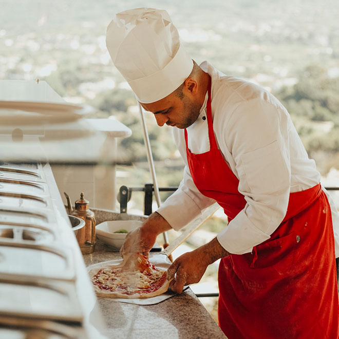 SLH Sale 40% on 100 participating hotels. 