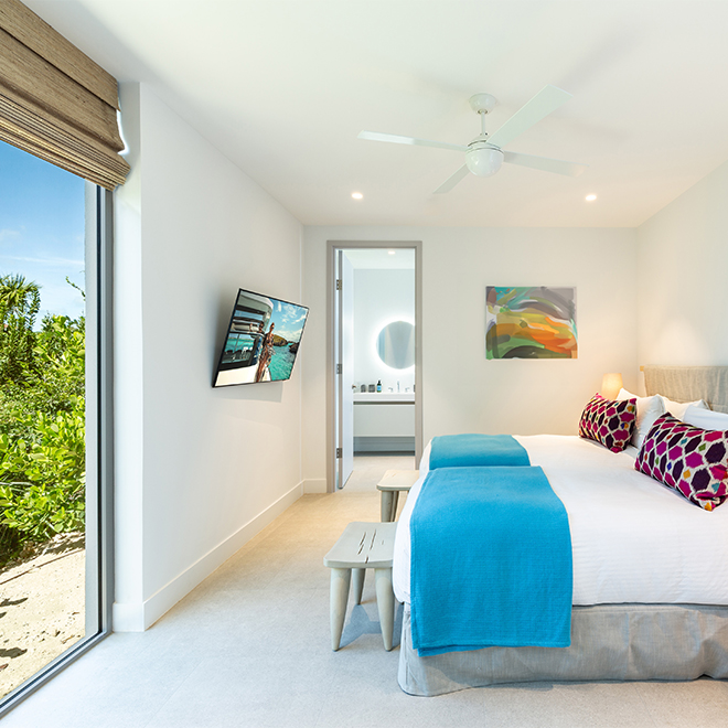 South-Bank-Lagoon-Villa-4BR-2