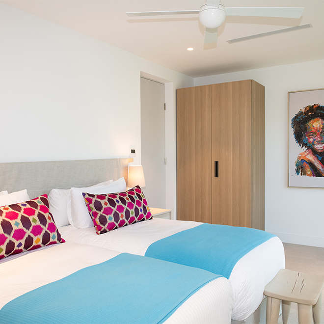 South-Bank-Lagoon-Villa-5BR-Inc-GH-3